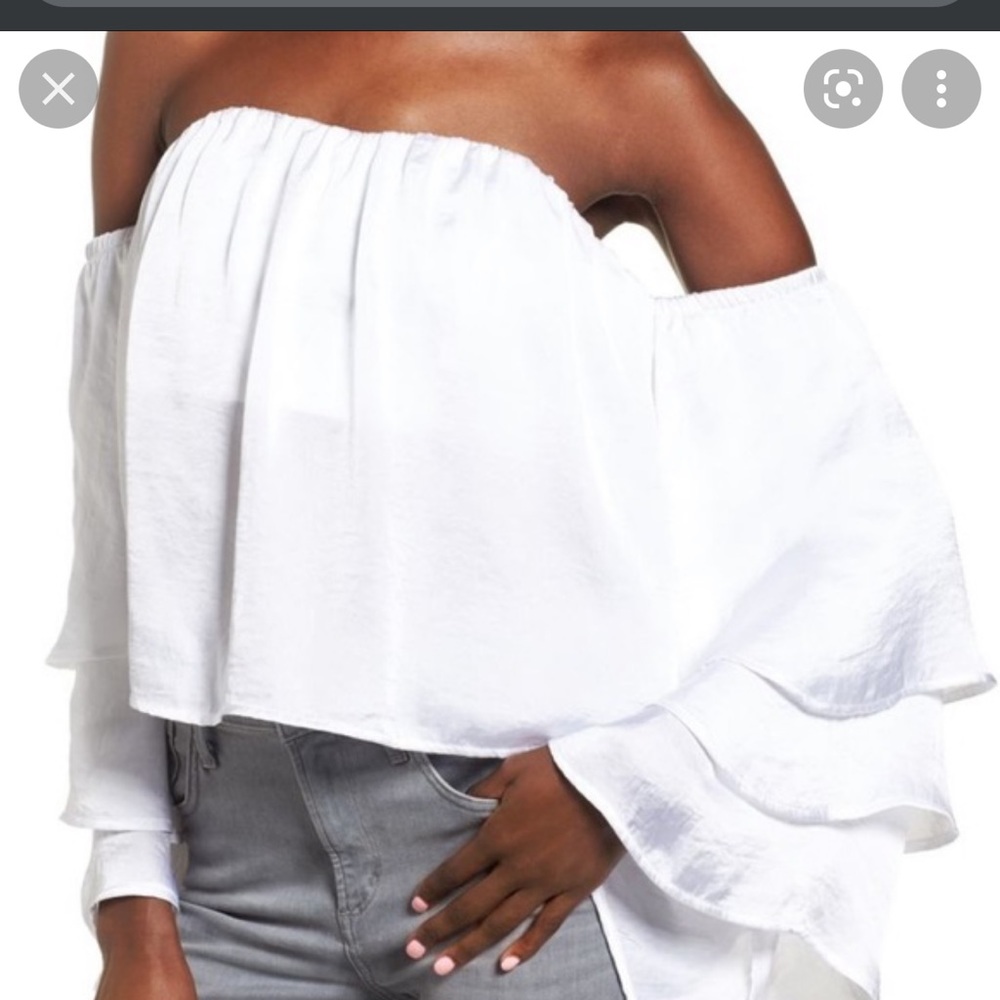 4SIENNA white off the shoulder blouse